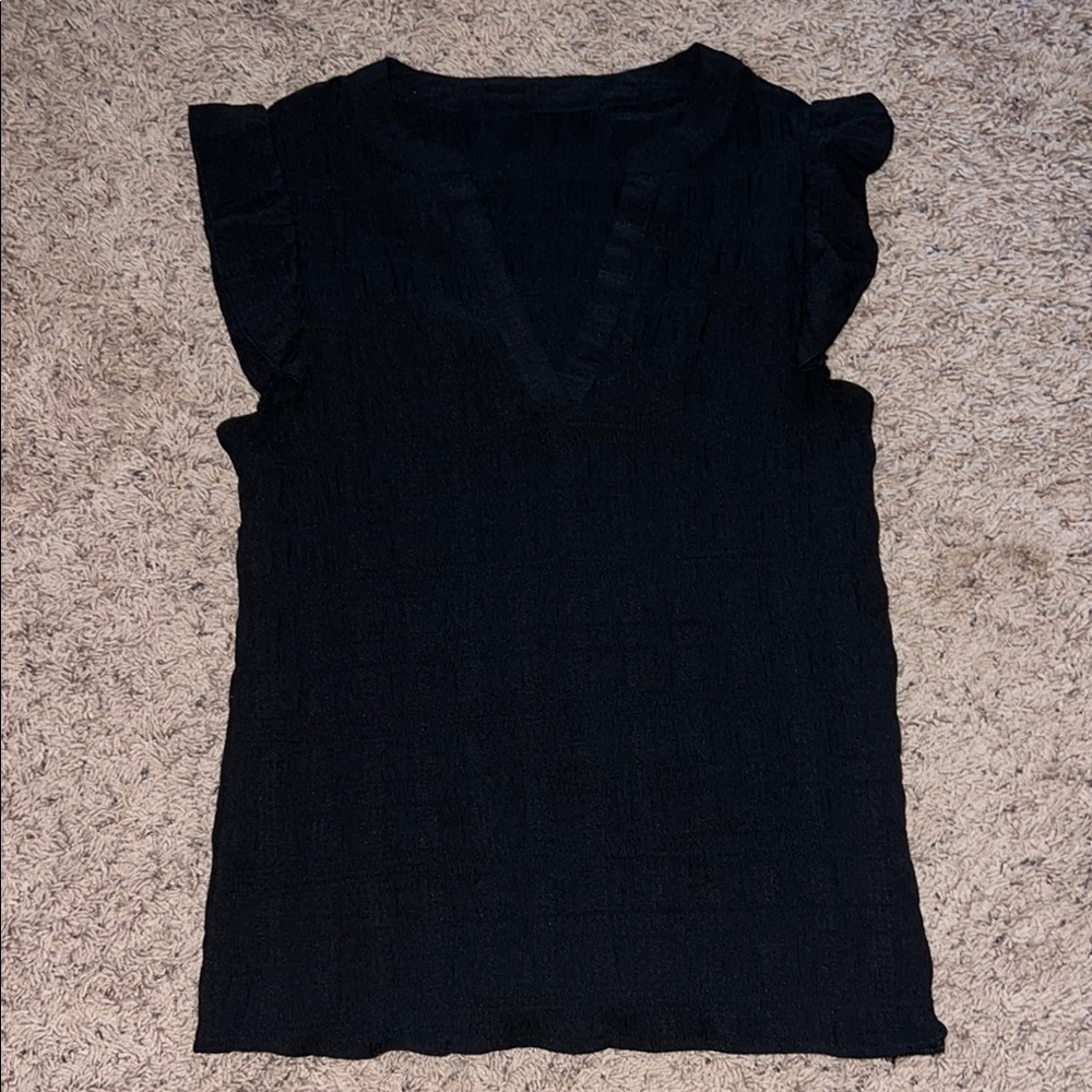 SHEIN Black Sleeveless Ruffled Blouse